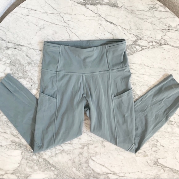 Lululemon Fast and Free Crop Size 4 - Picture 2 of 8